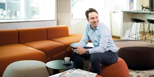 Werken bij een bank dit zijn de voordelen Werken bij een bank - Totality